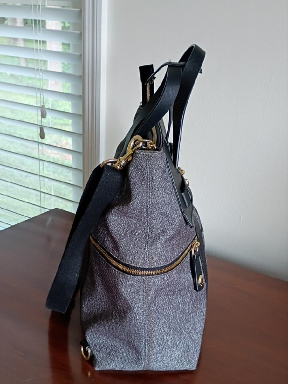 Henri Bendel Lg Jettsetter Canvas Tote with Black Trim and Gold Hardware - Picture 6 of 12